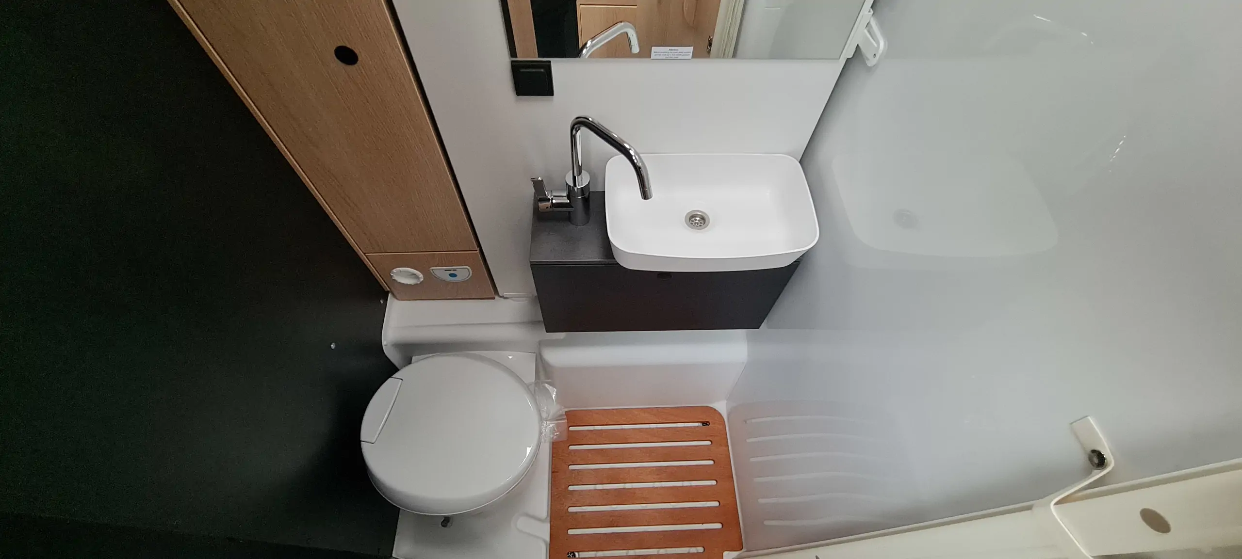 Image SUNLIGHT T 67 DESTOCKAGE 