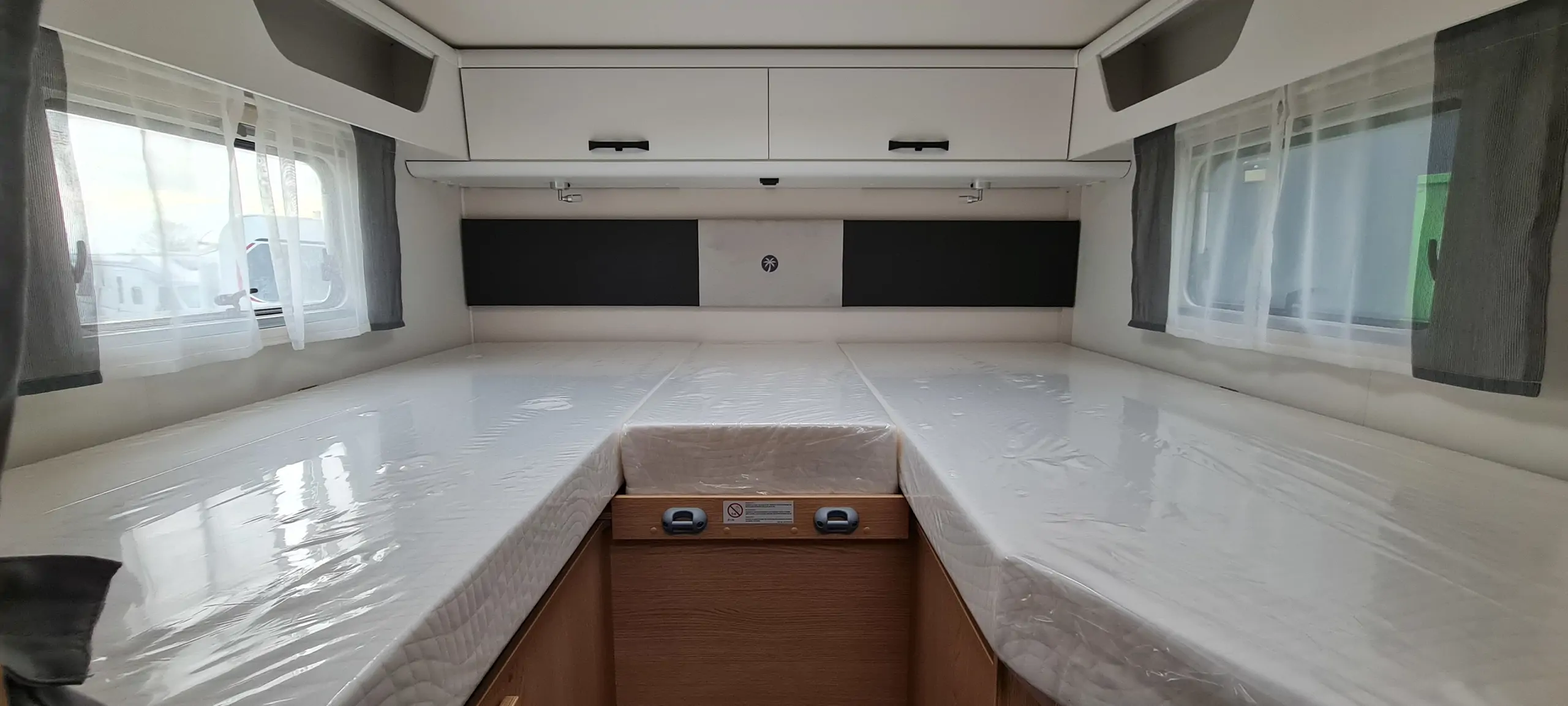 Image SUNLIGHT T 67 DESTOCKAGE 