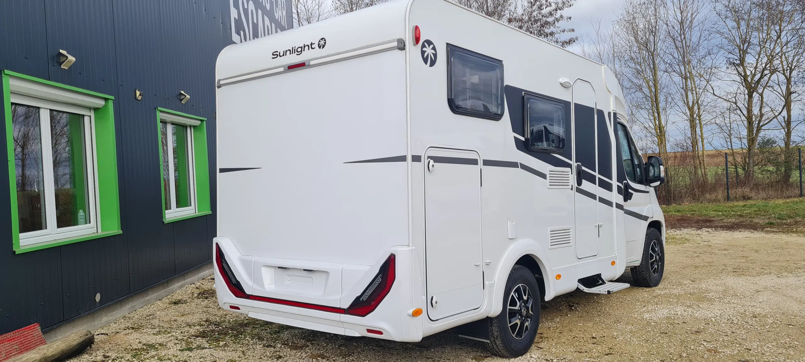 Image SUNLIGHT V 60 DESTOCKAGE 