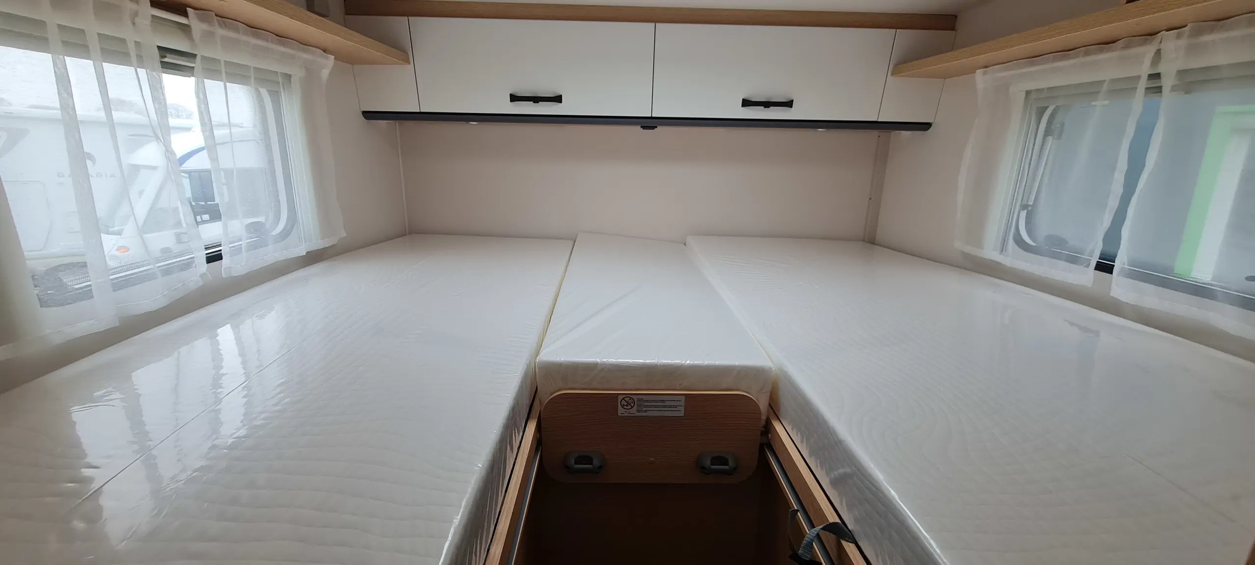 Image SUNLIGHT V 67 S 