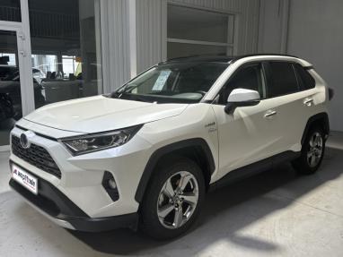 Voir le détail de l'offre de cette TOYOTA RAV4 Hybride 222ch Collection AWD-i de 2019 en vente à partir de 441.8 €  / mois