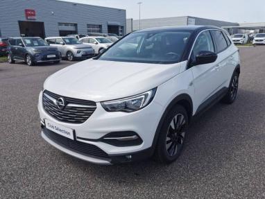 Voir le détail de l'offre de cette OPEL Grandland X 1.5 D 130ch Design Line de 2019 en vente à partir de 204.68 €  / mois