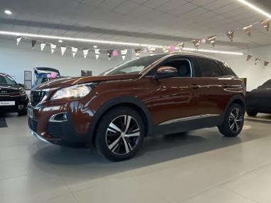 Voir le détail de l'offre de cette PEUGEOT 3008 1.5 BlueHDi 130ch E6.c Allure S&S EAT8 de 2020 en vente à partir de 18 999 € 