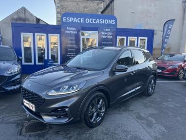 Voir le détail de l'offre de cette FORD Kuga 2.5 Duratec 190ch FHEV E85 ST-Line BVA de 2022 en vente à partir de 253.01 €  / mois