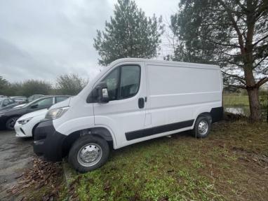 Voir le détail de l'offre de cette OPEL Movano Fg L1H1 3.0 120ch S&S de 2024 en vente à partir de 23 999 € 