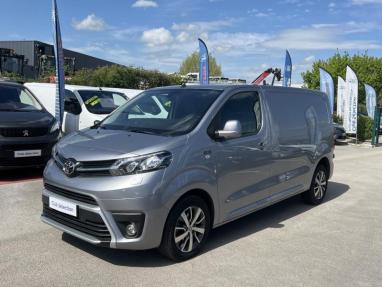 Voir le détail de l'offre de cette TOYOTA PROACE Medium 2.0 D-4D 140 Style MC22 de 2022 en vente à partir de 323.71 € / mois