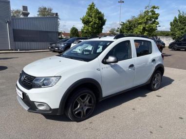 Voir le détail de l'offre de cette DACIA Sandero 1.0 SCe 75ch Urban Stepway de 2018 en vente à partir de 136.8 €  / mois