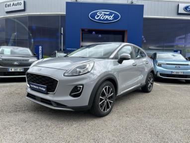 Voir le détail de l'offre de cette FORD Puma 1.0 EcoBoost 125ch mHEV Titanium 6cv de 2020 en vente à partir de 217.21 €  / mois