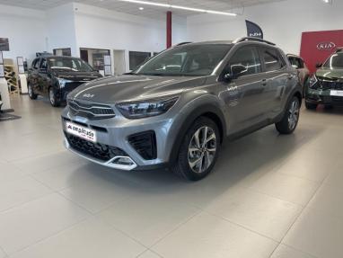 Voir le détail de l'offre de cette KIA Stonic 1.0 T-GDi 100ch GT Line de 2025 en vente à partir de 24 499 € 