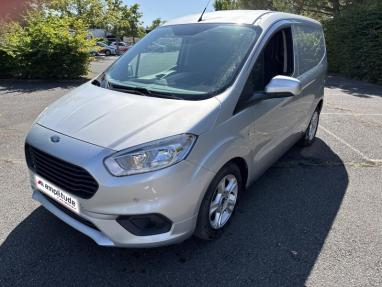 Voir le détail de l'offre de cette FORD Transit Courier 1.0E 100ch Stop&Start Limited de 2023 en vente à partir de 170.61 €  / mois