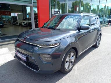 Voir le détail de l'offre de cette KIA e-Soul Premium 204ch de 2021 en vente à partir de 208.73 € / mois