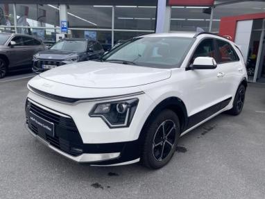 Voir le détail de l'offre de cette KIA Niro 1.6 GDi 141ch HEV Active DCT6 de 2022 en vente à partir de 21 999 € 