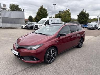 Voir le détail de l'offre de cette TOYOTA Auris Touring Sports HSD 136h Design de 2018 en vente à partir de 260.7 € / mois