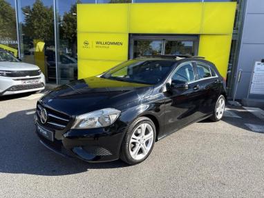 Voir le détail de l'offre de cette MERCEDES-BENZ Classe A 180 Inspiration 7G-DCT de 2015 en vente à partir de 923.03 € / mois