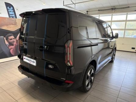 FORD Transit Custom Fg 320 L1H1 2.5 Duratec 232ch Hybride rechargeable Sport CVT à vendre à Chaumont - Image n°5
