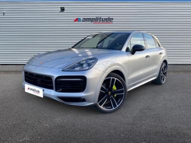 Voir le détail de l'offre de cette PORSCHE Cayenne 3.0 V6 462ch E-Hybrid de 2020 en vente à partir de 896.28 €  / mois